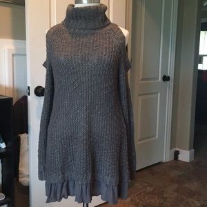 Easel Turtleneck Sweater
